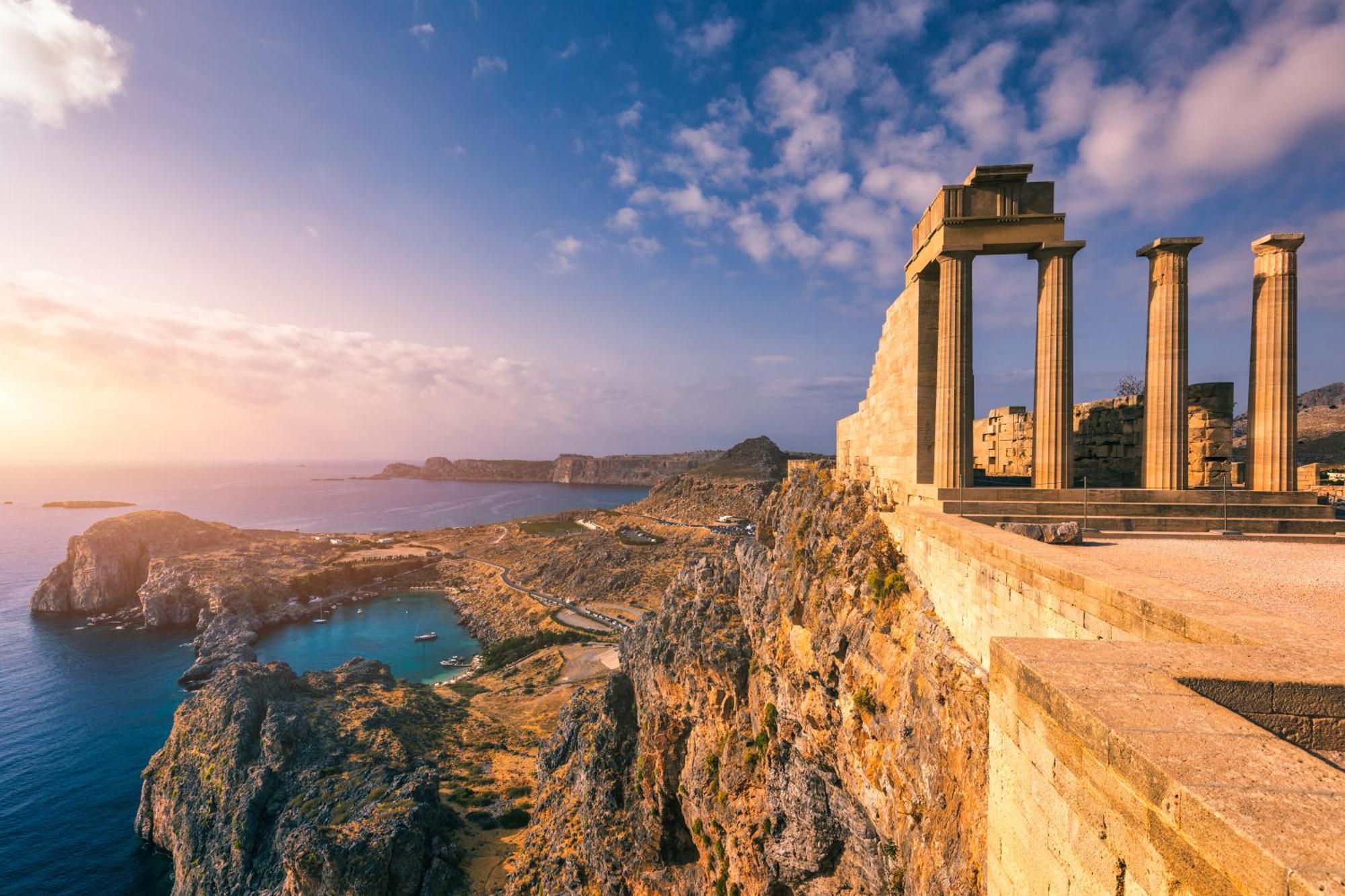 Aryve Boutique Mit Akropolis- Und Meerblick, Infinity-pool Und Designer-interieur