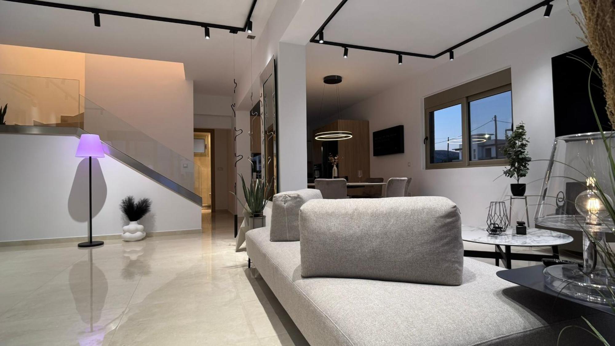 Villa Aryve Boutique Mit Akropolis- Und Meerblick, Infinity-pool Und Designer-interieur