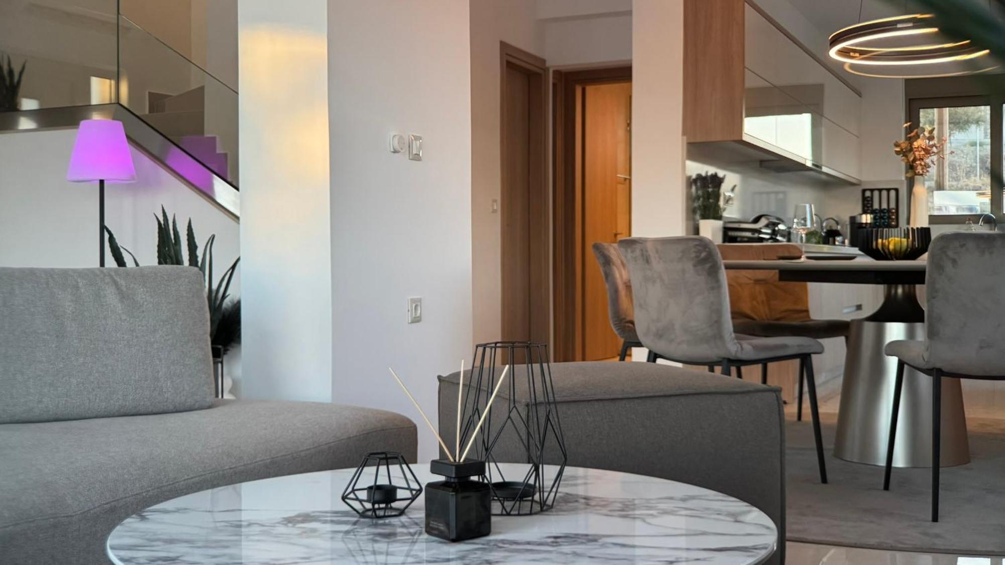 Aryve Boutique Mit Akropolis- Und Meerblick, Infinity-pool Und Designer-interieur