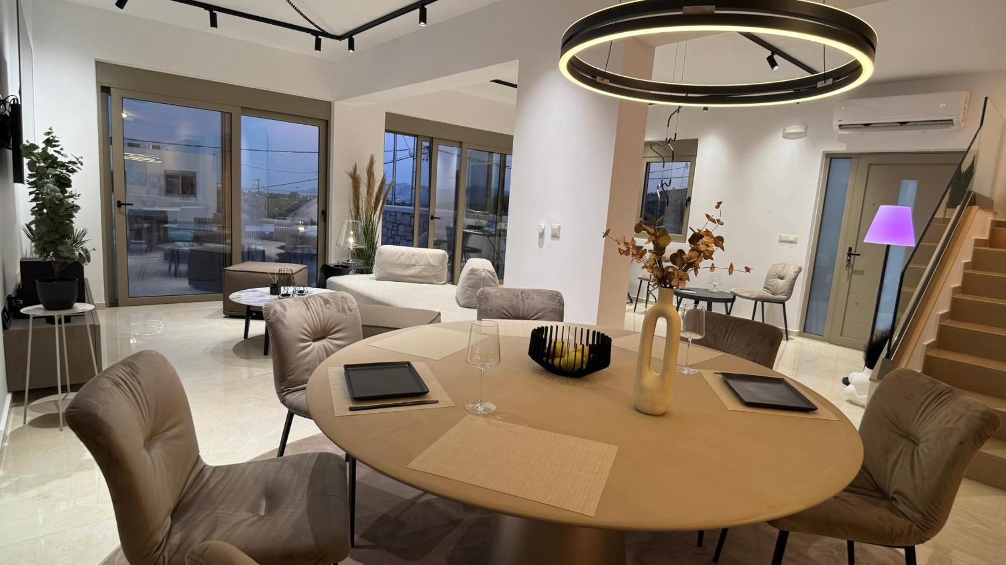 Aryve Boutique Mit Akropolis- Und Meerblick, Infinity-pool Und Designer-interieur Malona Village